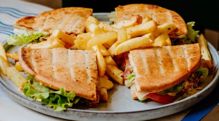 Grilovani pita sendvič — Piatakia